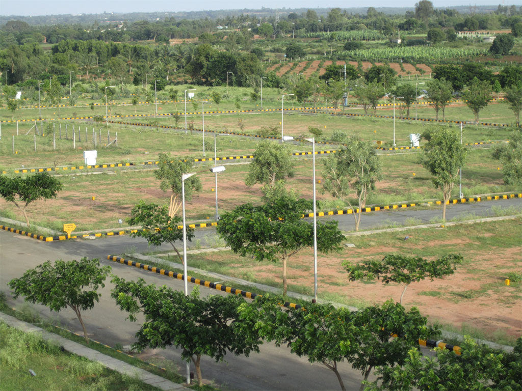 Gaur Yamuna City Plots Residential and Commercial