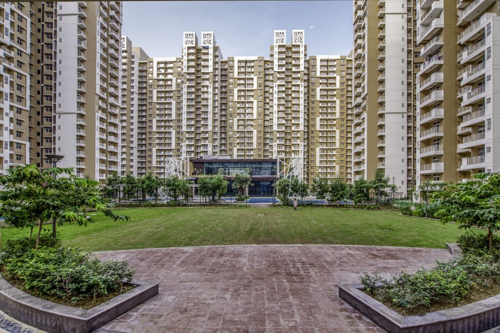 Mahagun Mywoods Resale Flats are Available for Buyers and Investors